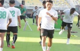 PENGALAMAN SONG DI PERSEBAYA